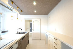 1107__cy1EU0MwMzY4NQ-D-